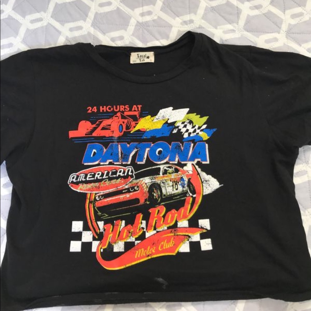Graphic tee